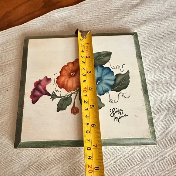 Floral Painted Wooden Plaque - Picture 2 of 5